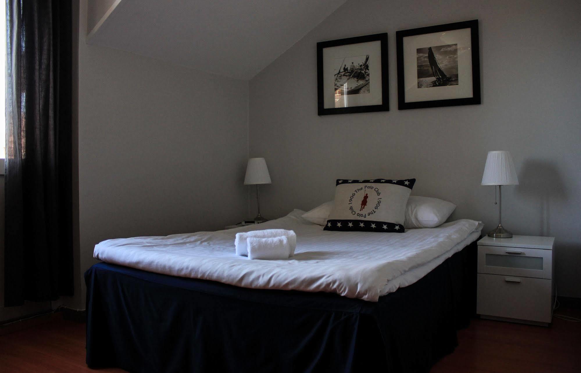 Strand Hotell 3*